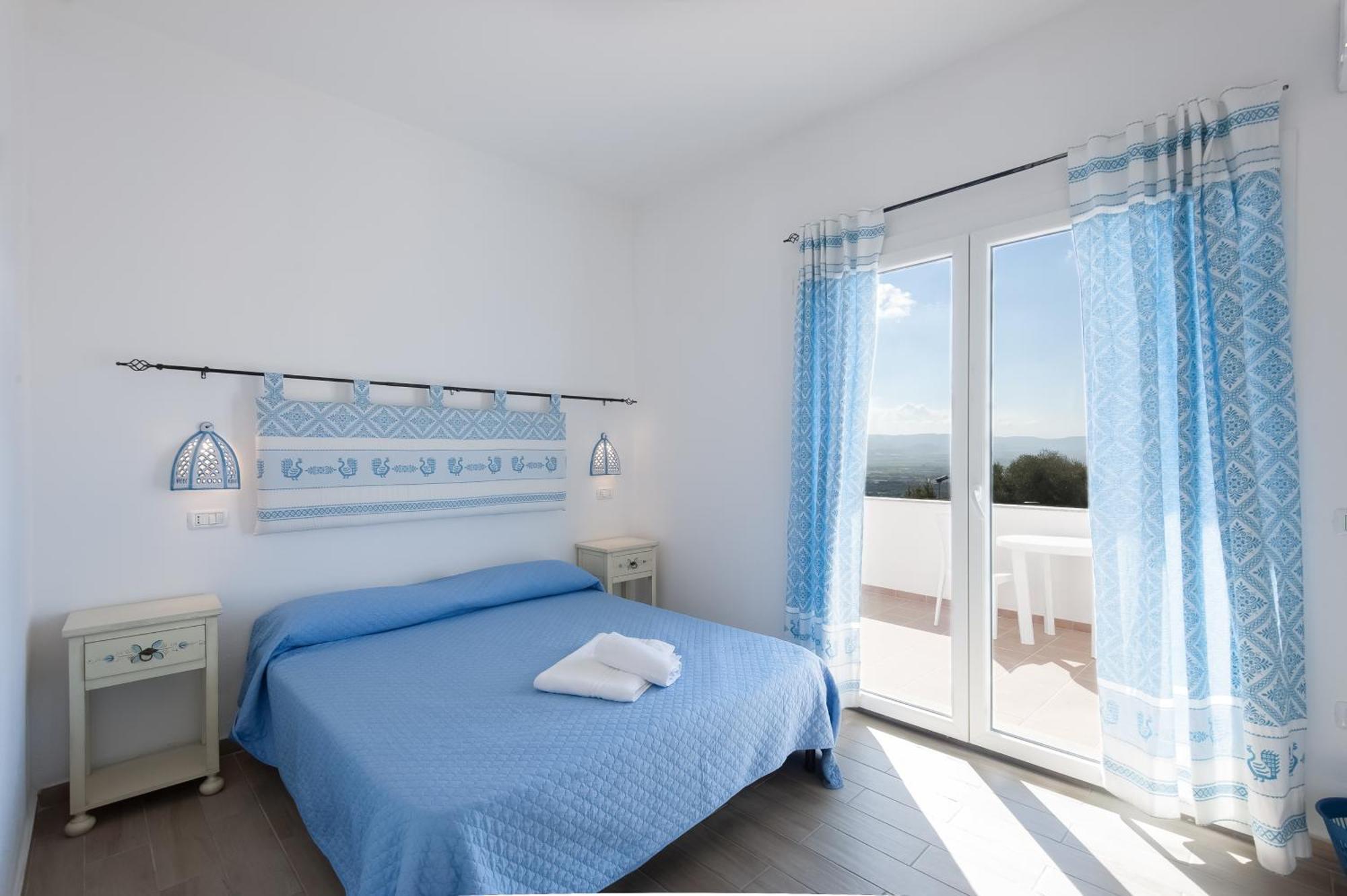 Beb Con Piscina Villa Del Borgo Badesi Exterior foto